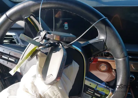 2023 Kia Telluride Ex X-Line z USA, uszkodzony, nr VIN 5XYP3DGC8PG357105